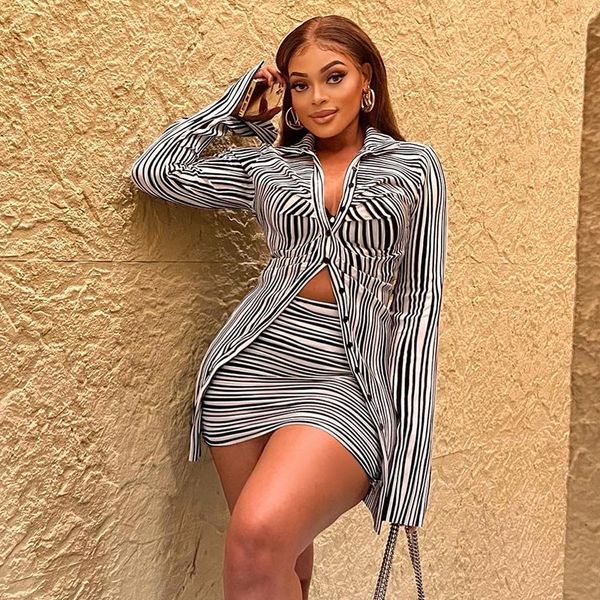 sell womens fashion suits polo neck striped single breasted shirt fan inside short fashion two piece sets, White
sell womens fashion suits polo neck striped single breasted shirt fan inside short fashion two piece sets, White