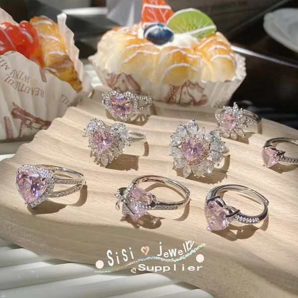 brilliant pink love ring with 18k plating for women's heart's desire zhong qiyi's light luxury little princess ring, Golden;silver
brilliant pink love ring with 18k plating for women's heart's desire zhong qiyi's light luxury little princess ring, Golden;silver