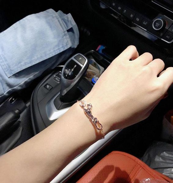 s925 sterling silver full drilling leopard bracelet brands luxury high end women039s bracelet prom party tren7530010, Golden;silver
s925 sterling silver full drilling leopard bracelet brands luxury high end women039s bracelet prom party tren7530010, Golden;silver
