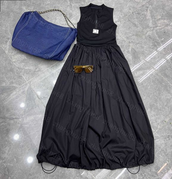 23ss womens designer clothing summer dresses women dress half zipper splicing hem drawstring design sleeveless vest dress womens clothing, Black;gray
23ss womens designer clothing summer dresses women dress half zipper splicing hem drawstring design sleeveless vest dress womens clothing, Black;gray