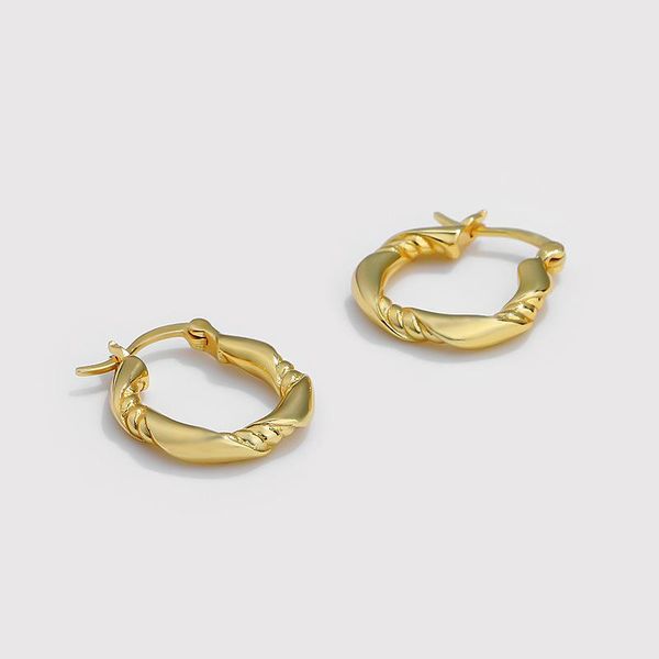 huggie 16mm 18k gold 100% real.925 sterling silver earbone irregular circle braid piercing hoop huggie ear earring charms ce174e, Golden;silver
huggie 16mm 18k gold 100% real.925 sterling silver earbone irregular circle braid piercing hoop huggie ear earring charms ce174e, Golden;silver