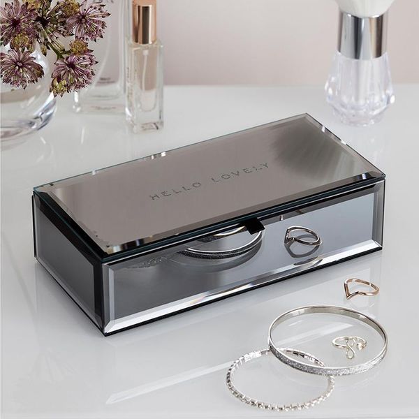 boxes luxury glass jewelry box storage box earrings display silver deskjewelry storage box organizer for girl table bracelet gift, Black;white
boxes luxury glass jewelry box storage box earrings display silver deskjewelry storage box organizer for girl table bracelet gift, Black;white