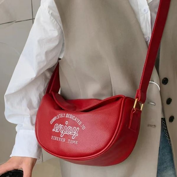 waist bags vintage women's pu leather shoulder bag fashion letter design girls hobos messenger simple female small handbags tote purse
waist bags vintage women's pu leather shoulder bag fashion letter design girls hobos messenger simple female small handbags tote purse