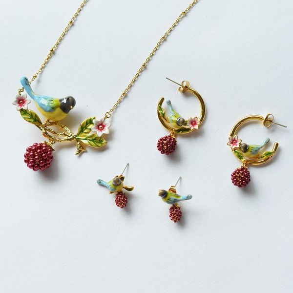 necklaces enamel glaze bird necklace for women 2022 new copper animal fruit pendant jewelry accessories good gift, Silver
necklaces enamel glaze bird necklace for women 2022 new copper animal fruit pendant jewelry accessories good gift, Silver