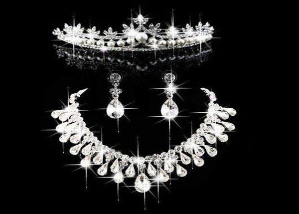 fashion pearl crown tiara bridal jewelry crystal choker necklace earrings wedding evening party women hair accessories cn1004291549, White
fashion pearl crown tiara bridal jewelry crystal choker necklace earrings wedding evening party women hair accessories cn1004291549, White