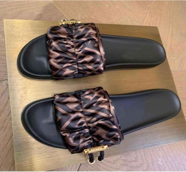 popular summer slipper beach slides sandal shoes women slide nonslip outdoor satin feel slippers flip flops sandalias with box1429208, Black
popular summer slipper beach slides sandal shoes women slide nonslip outdoor satin feel slippers flip flops sandalias with box1429208, Black