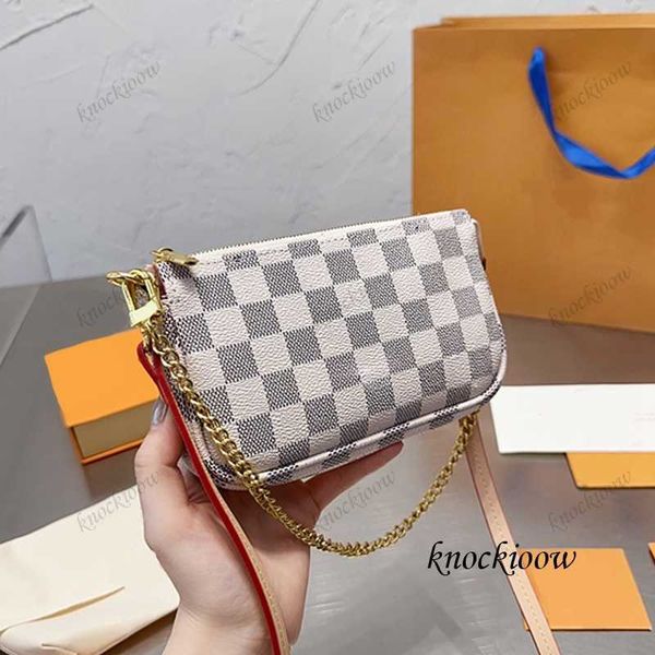 new coin purse handheld single shoulder crossbody chain small bag modern fashion women's hundred shoulder bag cowhide bag can choose gi
new coin purse handheld single shoulder crossbody chain small bag modern fashion women's hundred shoulder bag cowhide bag can choose gi