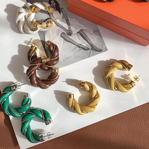 huggie french metal winding sheepskin circle earrings female niche design temperament high fashion allmatch gift jewelry, Golden;silver
huggie french metal winding sheepskin circle earrings female niche design temperament high fashion allmatch gift jewelry, Golden;silver
