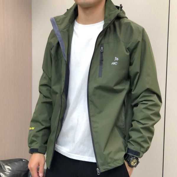 arc jacket mens designer hoodies tech nylon waterproof gore tex zipper jackets 3 in 1 lightweight coat outdoor sports men coats new high end, Black;brown
arc jacket mens designer hoodies tech nylon waterproof gore tex zipper jackets 3 in 1 lightweight coat outdoor sports men coats new high end, Black;brown