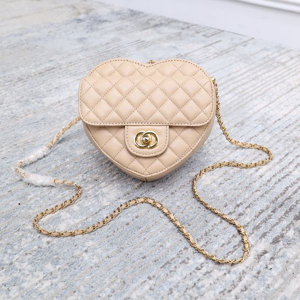 7a mini designer bags cc heart bag luxury shoulder bags clutch bag handbags wallets crossbody bag fashion chains zipper heart shape xiao xia
7a mini designer bags cc heart bag luxury shoulder bags clutch bag handbags wallets crossbody bag fashion chains zipper heart shape xiao xia
