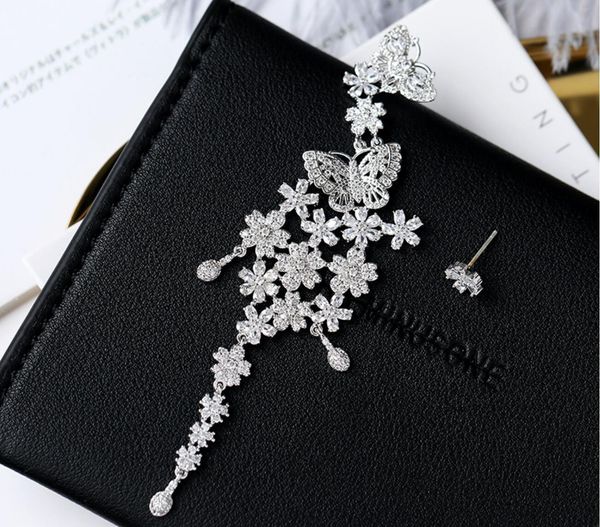 knot exaggerated earrings female s925 silver needle exaggerated flower earrings dinner dress asymmetric butterfly earrings
knot exaggerated earrings female s925 silver needle exaggerated flower earrings dinner dress asymmetric butterfly earrings