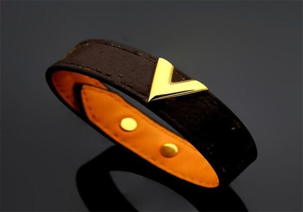 2021 new pu titanium steel material neutral decorative bracelet luxury designer jewelry women bracelets loves13 bracelet mens b5601469, Golden;silver
2021 new pu titanium steel material neutral decorative bracelet luxury designer jewelry women bracelets loves13 bracelet mens b5601469, Golden;silver