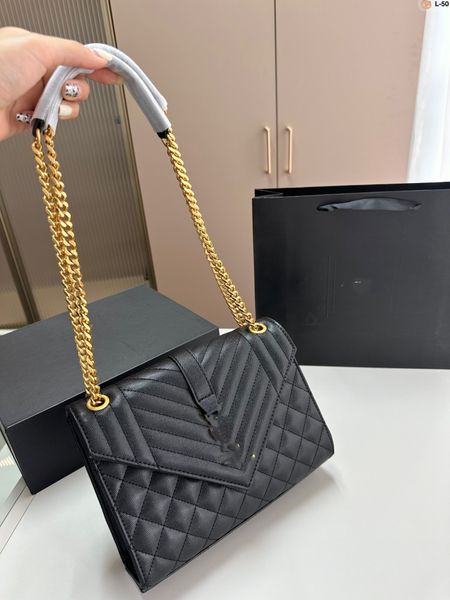 fashionable women's bag 2023 new small fragrant wind lingge bag chain crossbody small square bag super versatile one shoulder flip bag
fashionable women's bag 2023 new small fragrant wind lingge bag chain crossbody small square bag super versatile one shoulder flip bag