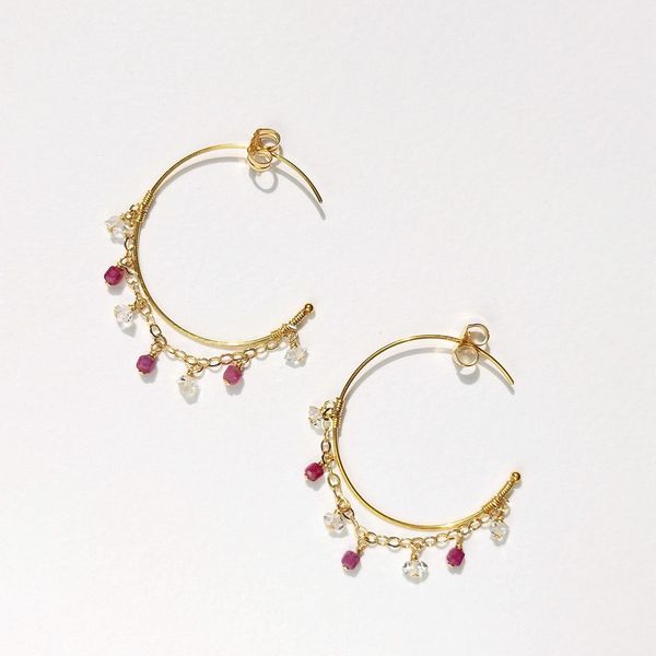 huggie lii ji red ruby with herkimer diamond crystal american 14k gold filled hoop earrings handmade jewelry for gift, Golden;silver
huggie lii ji red ruby with herkimer diamond crystal american 14k gold filled hoop earrings handmade jewelry for gift, Golden;silver