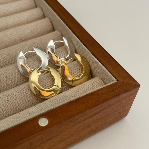 huggie korea s925 sterling silver geometric multilayer stud earrings women's simple fashion ins style earrings luxury jewelry, Golden;silver
huggie korea s925 sterling silver geometric multilayer stud earrings women's simple fashion ins style earrings luxury jewelry, Golden;silver