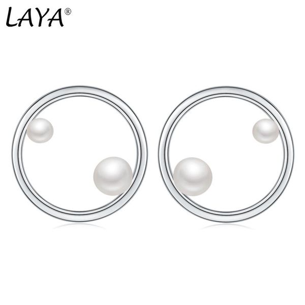 huggie laya 925 sterling silver fashion geometric design natural pearl earrings for women party fine jewelry 2021 trend, Golden;silver
huggie laya 925 sterling silver fashion geometric design natural pearl earrings for women party fine jewelry 2021 trend, Golden;silver