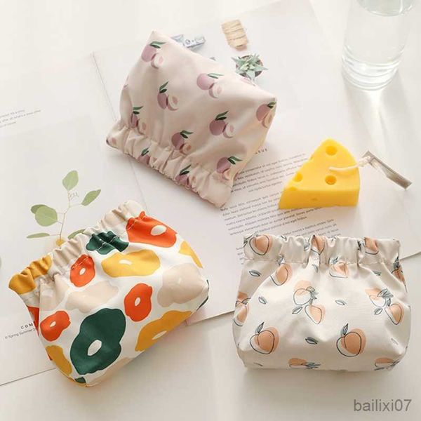 cosmetic bags cases fashion coin earphone cosmetic bag organizer case bags small flower women cute lipstick bag travel makeup pouch storage
cosmetic bags cases fashion coin earphone cosmetic bag organizer case bags small flower women cute lipstick bag travel makeup pouch storage
