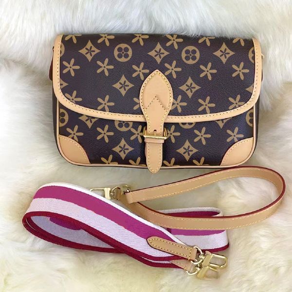 m45985 m46386 diane bag luxury large capacity tote womens mens baguette bag genuine leather clutch handbag crossbody hobo shoulder designer
m45985 m46386 diane bag luxury large capacity tote womens mens baguette bag genuine leather clutch handbag crossbody hobo shoulder designer