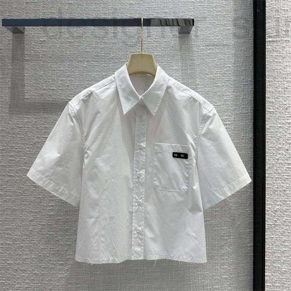 women's blouses & shirts designer short white shirt 23 summer new simple casual pocket letter decoration sleeve vv70
women's blouses & shirts designer short white shirt 23 summer new simple casual pocket letter decoration sleeve vv70