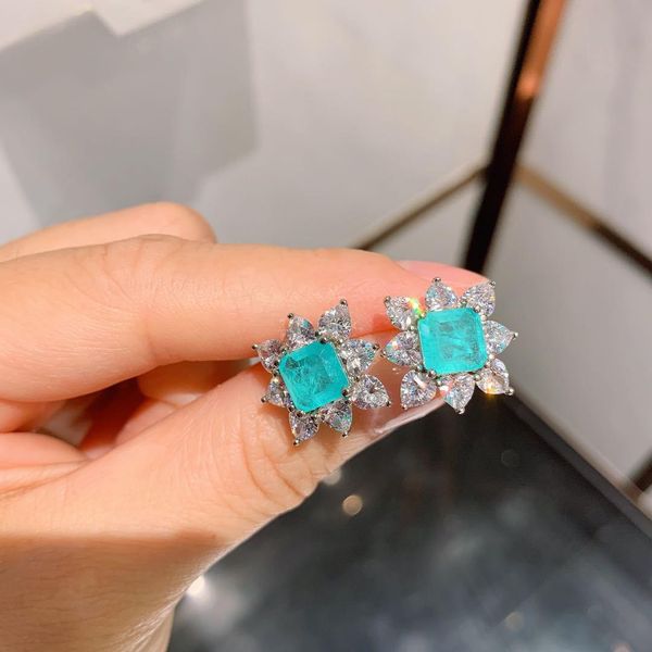 stud 2021 new fashion blue dropshaped stone pendant earrings s925 white earrings suitable for couple gifts, Golden;silver
stud 2021 new fashion blue dropshaped stone pendant earrings s925 white earrings suitable for couple gifts, Golden;silver