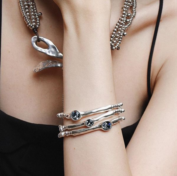 bangle fashion irregular blue crystal multilayer alloy bracelet women temperament christmas birthday wedding gift jewelry for women, Black
bangle fashion irregular blue crystal multilayer alloy bracelet women temperament christmas birthday wedding gift jewelry for women, Black