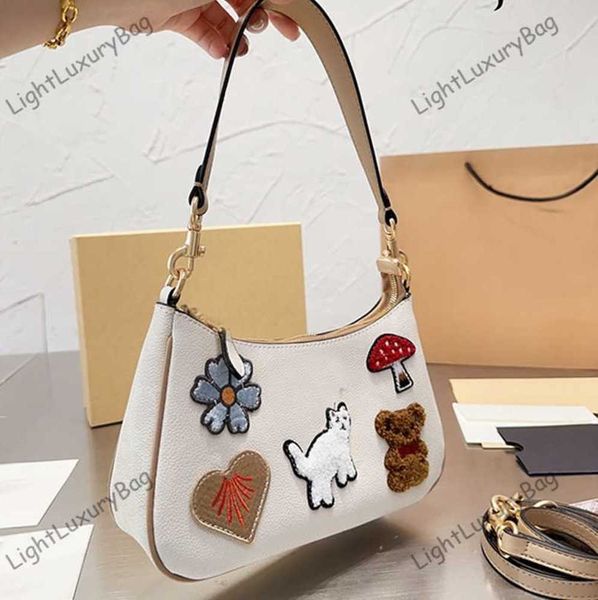 2023 new style underarm bag handbags pink crossbody bags decoration genuine leather bags cartoon three-dimensional embroidery female purse 2
2023 new style underarm bag handbags pink crossbody bags decoration genuine leather bags cartoon three-dimensional embroidery female purse 2