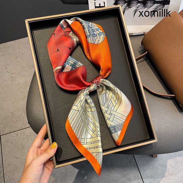 hermm classic scarf double horse interwoven mulberry silk scarf korean version for women spring and autumn versatile chinese square decorati, Blue;gray
hermm classic scarf double horse interwoven mulberry silk scarf korean version for women spring and autumn versatile chinese square decorati, Blue;gray