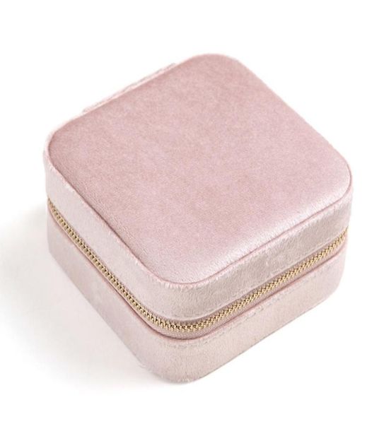 travel velvet jewelry box with mirror gifts case for women girls small portable organizer zipper boxes for rings earrings necklace7955310, Black;white
travel velvet jewelry box with mirror gifts case for women girls small portable organizer zipper boxes for rings earrings necklace7955310, Black;white