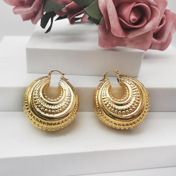 huggie hoop earrings for women 24k gold plated fashion jewelry round circle copper earrings clips party wedding accessories gift, Golden;silver
huggie hoop earrings for women 24k gold plated fashion jewelry round circle copper earrings clips party wedding accessories gift, Golden;silver