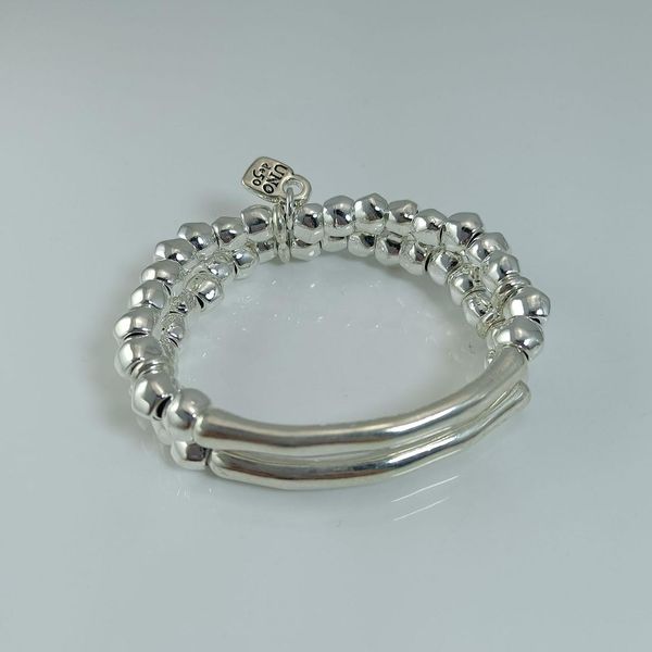 bangle yisheng alloy bead bracelet silver clasp fashion with wholesale new 2021 european fashion gift bracelet, Black
bangle yisheng alloy bead bracelet silver clasp fashion with wholesale new 2021 european fashion gift bracelet, Black