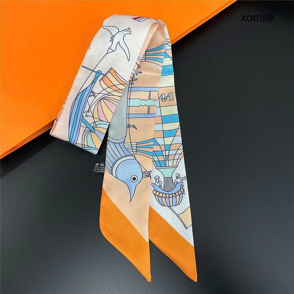 hermm classic scarf wrap the handle wrap bag scarf tie ribbon thin strip h family s simulated silk small decoration high end, Blue;gray
hermm classic scarf wrap the handle wrap bag scarf tie ribbon thin strip h family s simulated silk small decoration high end, Blue;gray