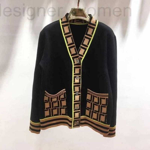 women's sweaters designer winter wool sweater women knit shirt classic embroidery knitted cardigan designer sweaters casual jacket fash, White;black
women's sweaters designer winter wool sweater women knit shirt classic embroidery knitted cardigan designer sweaters casual jacket fash, White;black