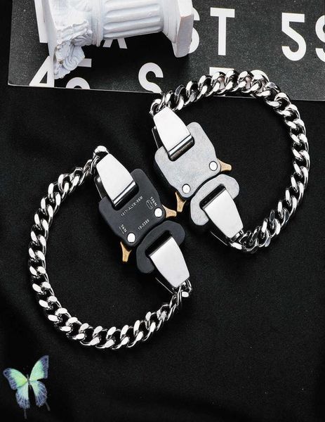 1017 alyx 9sm buckle bracelets titanium steel metal button alyx riverlink bracelet q07178170722, Black
1017 alyx 9sm buckle bracelets titanium steel metal button alyx riverlink bracelet q07178170722, Black