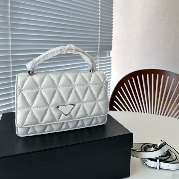 luxury designer bag for women fashion beautiful handbags lady famous mini tote bag great coin purse crossbody casual square leather wallets
luxury designer bag for women fashion beautiful handbags lady famous mini tote bag great coin purse crossbody casual square leather wallets
