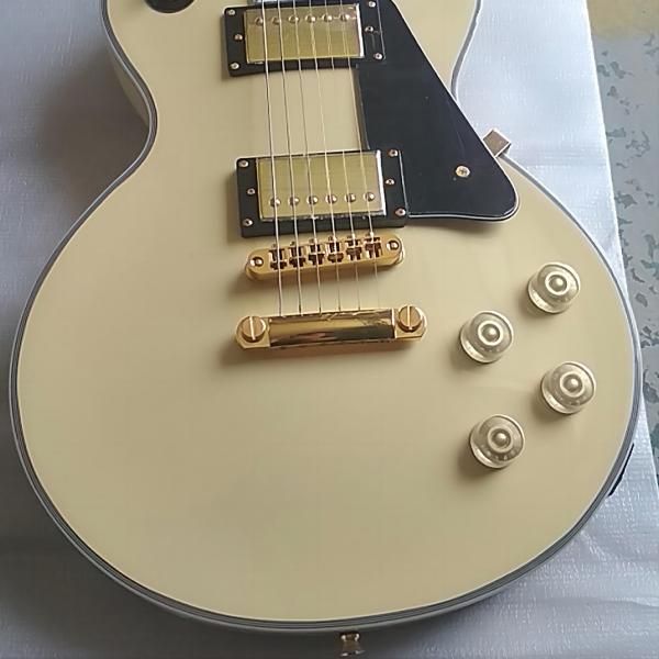 huangka six string lp electric guitar, our shop can customize any style of guitar and bass guitar369456
huangka six string lp electric guitar, our shop can customize any style of guitar and bass guitar369456
