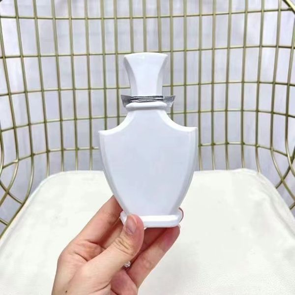 luxury 75ml love in white black perfume men women fragrances eau de parfum millesime spray 25floz long lasting smell cologne fast ship
luxury 75ml love in white black perfume men women fragrances eau de parfum millesime spray 25floz long lasting smell cologne fast ship