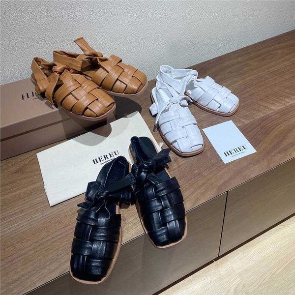 spanish niche hereu sheepskin woven baotou sandals for women's summer soft leather square toe flat bottomed roman shoes, Black
spanish niche hereu sheepskin woven baotou sandals for women's summer soft leather square toe flat bottomed roman shoes, Black