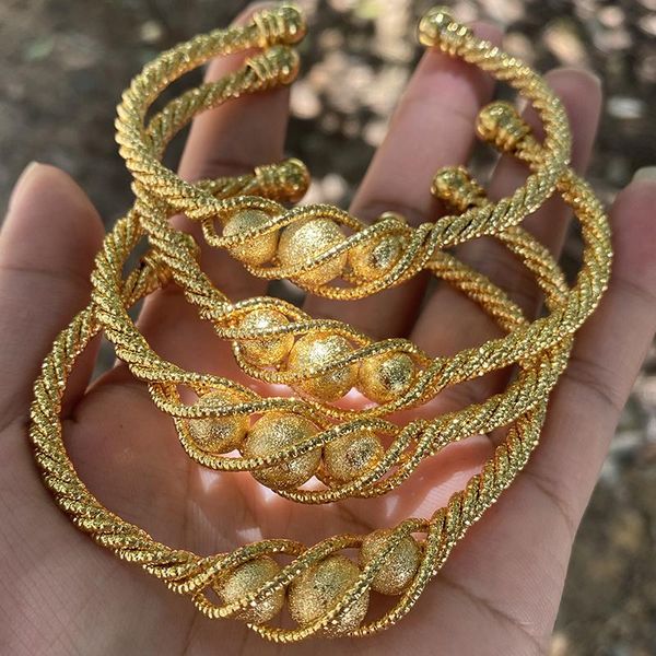 bangle 4pcs ethnic bead gold color dubai bangles for women 24k ball copper saudi arabic bracelet girls africa bangles wedding jewelry, Black
bangle 4pcs ethnic bead gold color dubai bangles for women 24k ball copper saudi arabic bracelet girls africa bangles wedding jewelry, Black