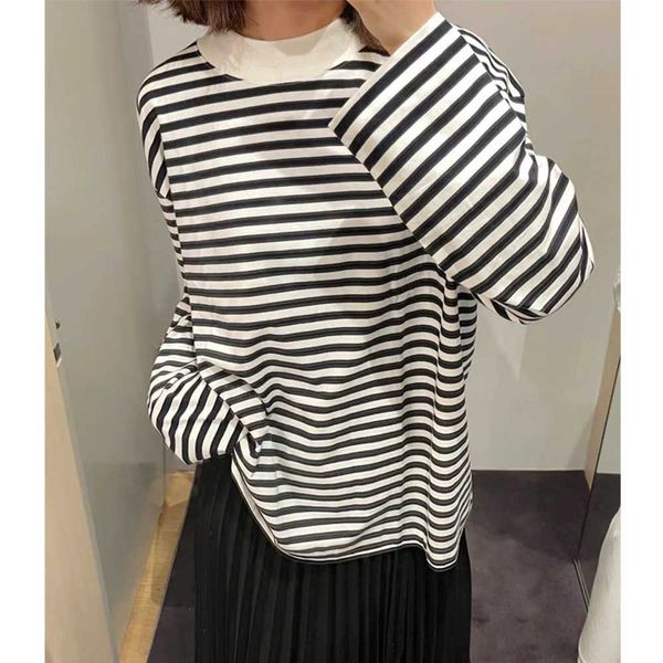 2023 spring new line women's loose fit round neck long sleeve t-shirt white navy casual
2023 spring new line women's loose fit round neck long sleeve t-shirt white navy casual