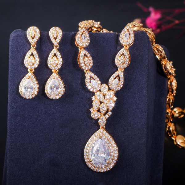 necklace cwwzircons gorgeous water drop cubic zirconia 585 gold color women party wedding necklace earrings luxury bride jewelry set t405, Silver
necklace cwwzircons gorgeous water drop cubic zirconia 585 gold color women party wedding necklace earrings luxury bride jewelry set t405, Silver