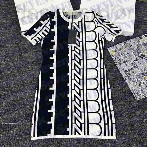 basic & casual dresses designer designer womens knitted black white t shirts short skirts fashion sweater women clothes b8w8, Black;gray
basic & casual dresses designer designer womens knitted black white t shirts short skirts fashion sweater women clothes b8w8, Black;gray