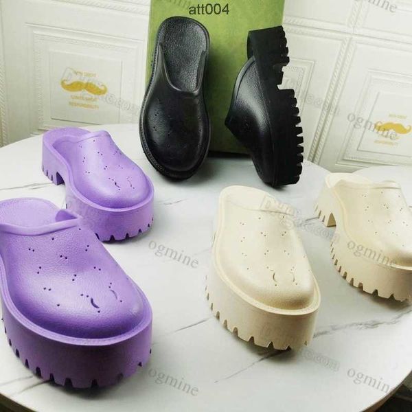 designer womens platform rubber perforated letter g sandal high platform lug sole low heel lovers shoes mens woman sandals luxury slippers b, Black
designer womens platform rubber perforated letter g sandal high platform lug sole low heel lovers shoes mens woman sandals luxury slippers b, Black