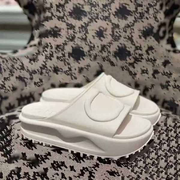 designer slipper luxury men women sandals brand slides fashion slippers lady slide thick bottom design casual shoes sneakers by 1978 005, Black
designer slipper luxury men women sandals brand slides fashion slippers lady slide thick bottom design casual shoes sneakers by 1978 005, Black