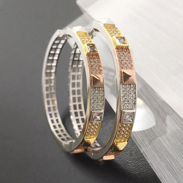huggie lanyika fashion jewelry artistical abstract big ear loops micro plated romantic wedding birthday earrings bridal daily gift, Golden;silver
huggie lanyika fashion jewelry artistical abstract big ear loops micro plated romantic wedding birthday earrings bridal daily gift, Golden;silver