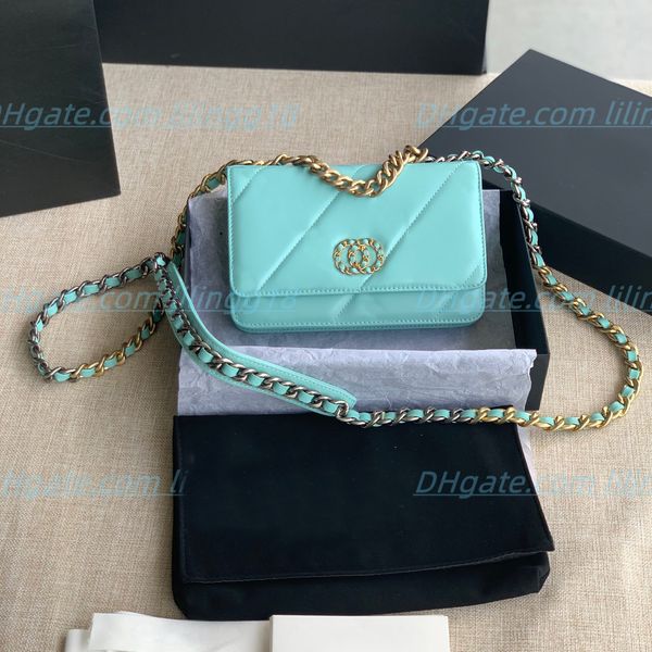 rs luxury women shoulder bags wallets cosmetic bags true leather chain totes clutch bags original box
rs luxury women shoulder bags wallets cosmetic bags true leather chain totes clutch bags original box