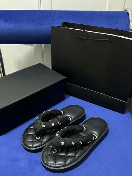 designer sandals bread flip-flops feet clip slippers waterproof wear-resistant fashionable beach herringbone slippers 35-40, Black
designer sandals bread flip-flops feet clip slippers waterproof wear-resistant fashionable beach herringbone slippers 35-40, Black