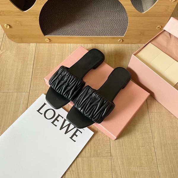 womens designer soft sheep leather slippers style sandals fashion luxury flat sole leather sole slows down durable fashion versatile, Black
womens designer soft sheep leather slippers style sandals fashion luxury flat sole leather sole slows down durable fashion versatile, Black