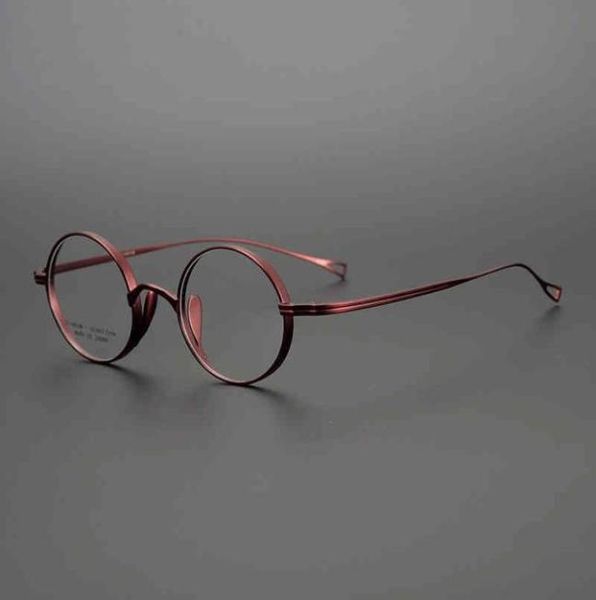 collection of john lennon039s same small round frame of china style pure titanium glasses ultra light small face height4482237, White;black
collection of john lennon039s same small round frame of china style pure titanium glasses ultra light small face height4482237, White;black