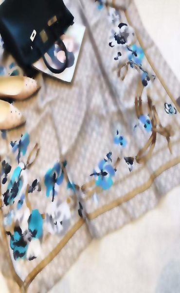 2021 brand summer scarf for women shawls wraps lady pashmina print oversize silk scarves foulard stoles 18090cm8766652, Blue;gray
2021 brand summer scarf for women shawls wraps lady pashmina print oversize silk scarves foulard stoles 18090cm8766652, Blue;gray