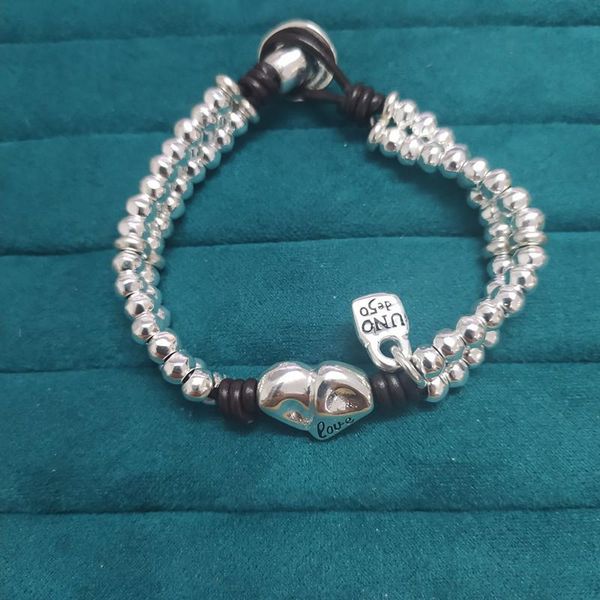 bangle leather alloy bead bracelet silver clasp fashion with wholesale new 2021 european fashion gift bracelet, Black
bangle leather alloy bead bracelet silver clasp fashion with wholesale new 2021 european fashion gift bracelet, Black